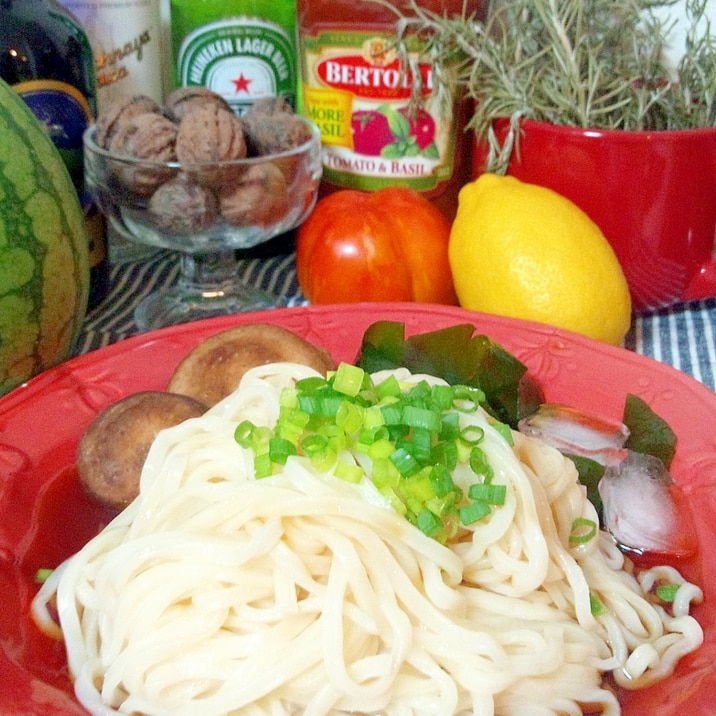 椎茸とわかめの冷やしうどん☆